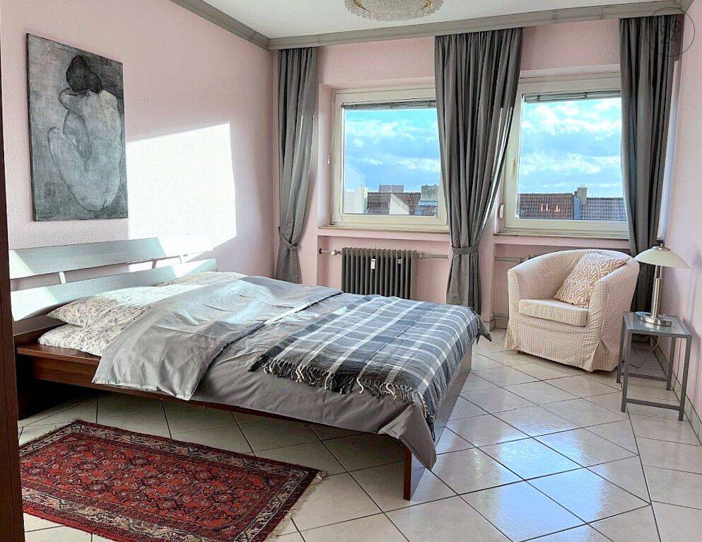 Möblierte 2-Zimmerwohnung mit WLAN, Balkon und Burgblick, in Nürnberg – Nürnberg – Vorschaubild 5