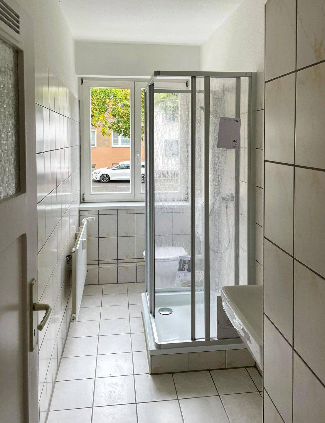 Gemütliche 2-Zimmer-Wohnung mit Loggia und Einbauküche in Chemnitz-Hilbersdorf! – Chemnitz – Vorschaubild 2