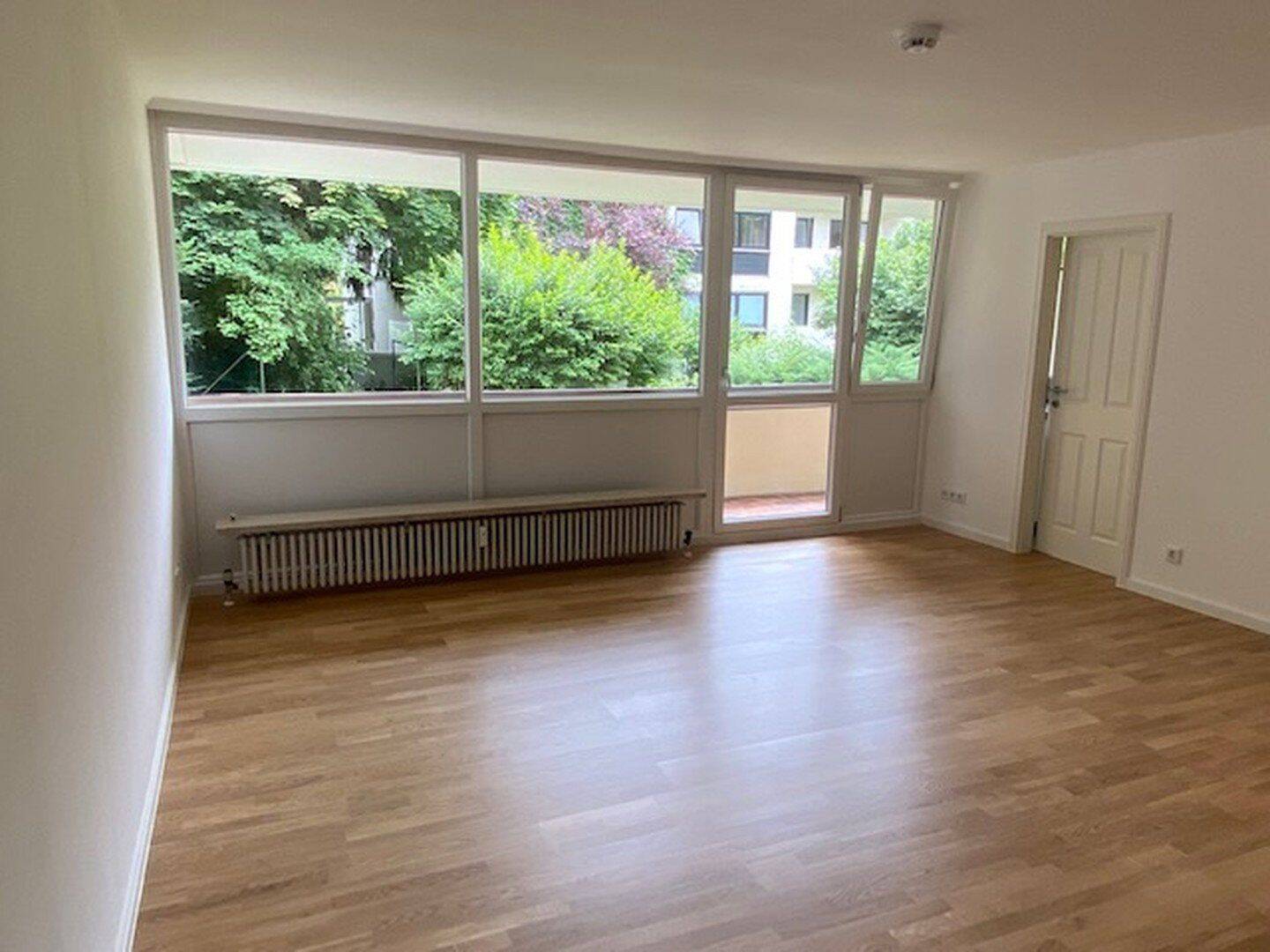 Helles,, lichtdurchflutetes Appartment am Nymphenburger Kanal – München – Vorschaubild 3