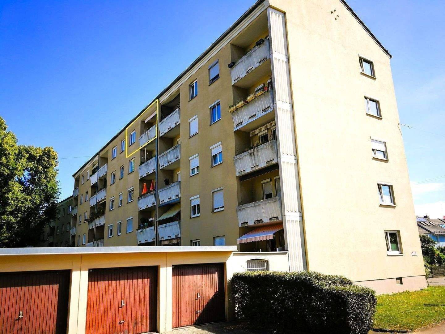 Ideal für München-Pendler! 2-Zimmer Wohnung in 86163 Augsburg mit Einzelgarage zum Kauf