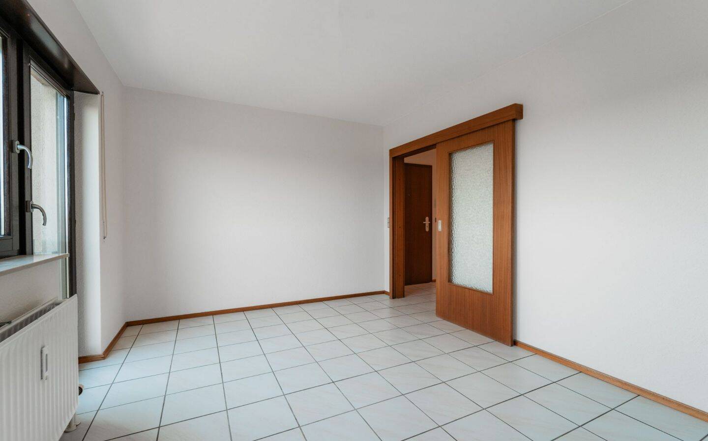 4-Zimmerwohnung mit 2 Loggien und Tiefgaragenstellplatz – Mannheim – Vorschaubild 7