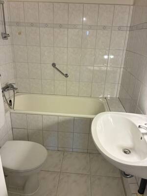 3-Raumwohnung mit Aussicht! – 24149 Kiel – Vorschaubild 2
