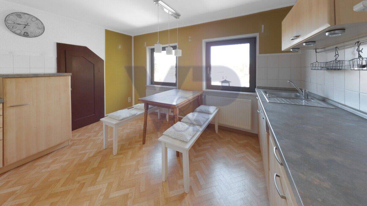 PROVISIONSFREI* - Gepflegtes 3-FH in guter Wohnlage - 2 Einheiten vermietet, DG-Wohnung frei! – Chemnitz – Vorschaubild 3