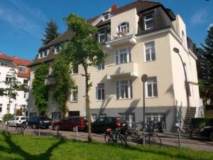 1-Zimmer-Wohnung im 1. Untergeschoss wartet auf neue Mieter – 50937 Köln – Vorschaubild 1