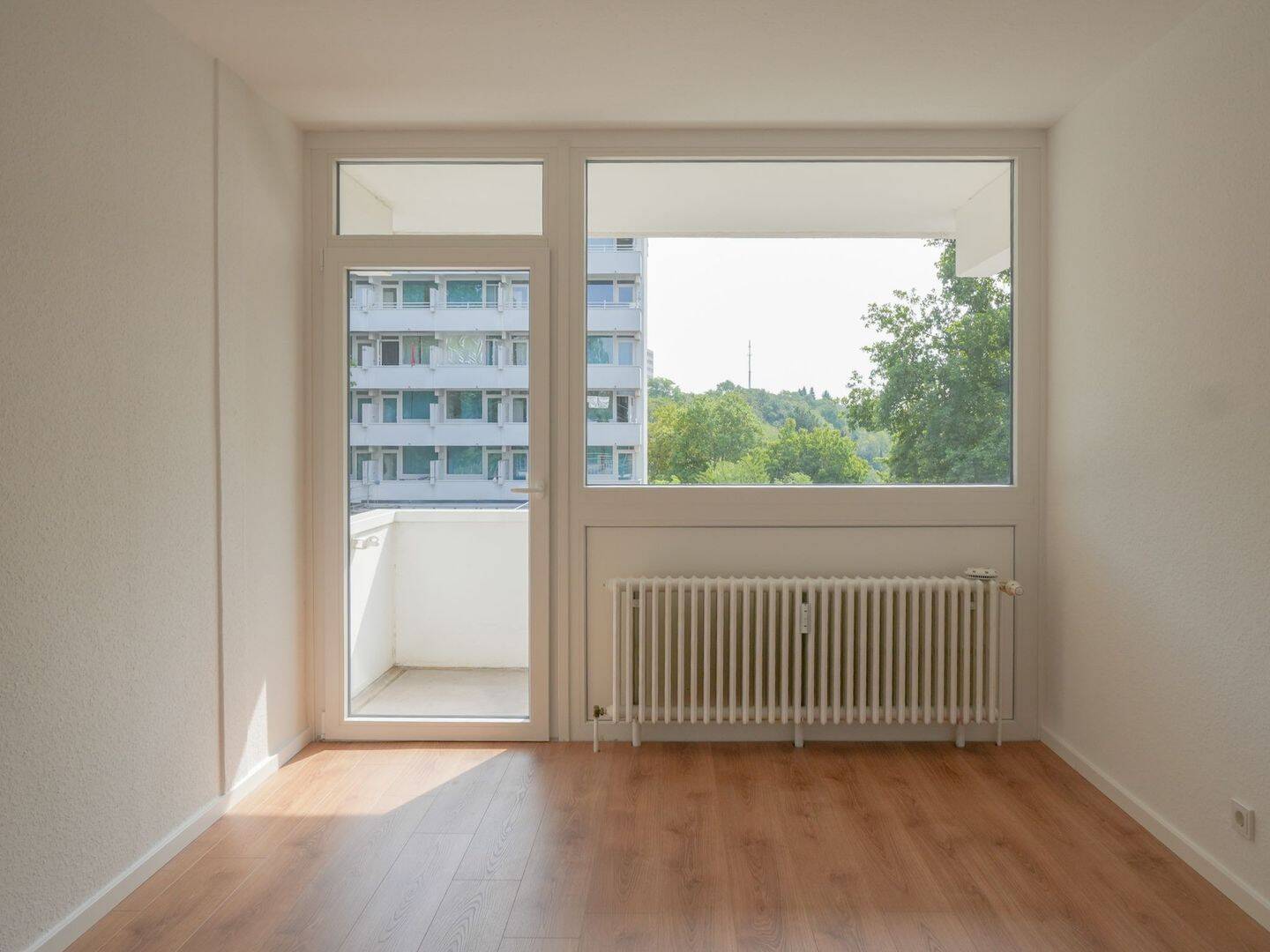 Erstbezug nach Sanierung: 3-ZKB-Wohnung mit zwei Balkonen auf dem Winterberg! – Saarbrücken – Vorschaubild 3