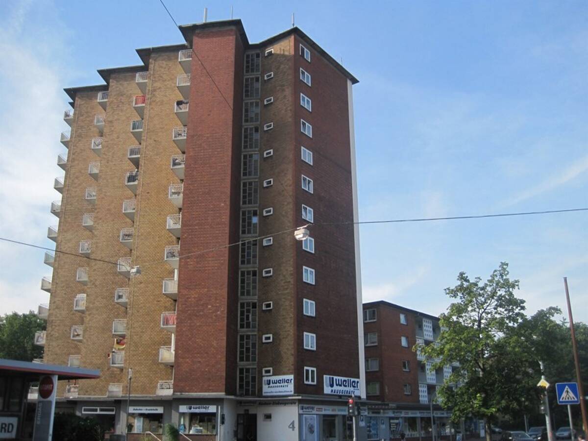 Bei Anmietung noch für August sparen Sie die 1 Grundmiete ! Auto? Unnötig! Großzügiges, helles Appartment mit Balkon in der Innenstadt – 46045 Oberhausen – Bild 1 von 9