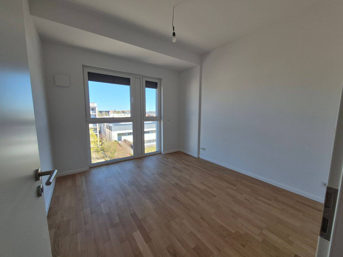 Wohnung mit EB- Küche - Erstbezug, Balkon u. Fußbodenheizung – Magdeburg – Vorschaubild 6