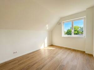 Familienfreundliche 5 Zimmer Wohnung zur Miete in Hamburg Rahlstedt - Wentzel Dr. – 22145 Hamburg – Vorschaubild 8
