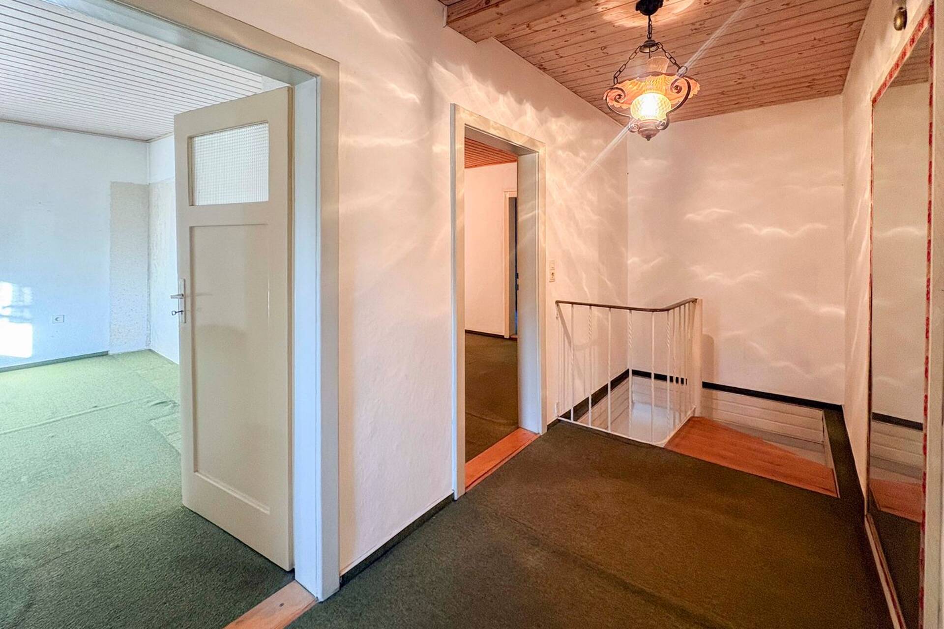 Haus in 86316 Friedberg mit 360,09 m² kaufen