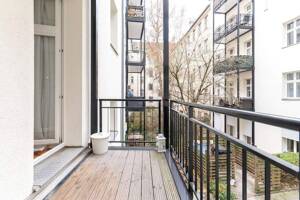 Sanierte Altbauwohnung mit großem Balkon in Prenzlauer Berg – Saniert 2015, ruhige Lage, Energieklasse C, sofort bezugsfertig – 10439 Berlin – Vorschaubild 9