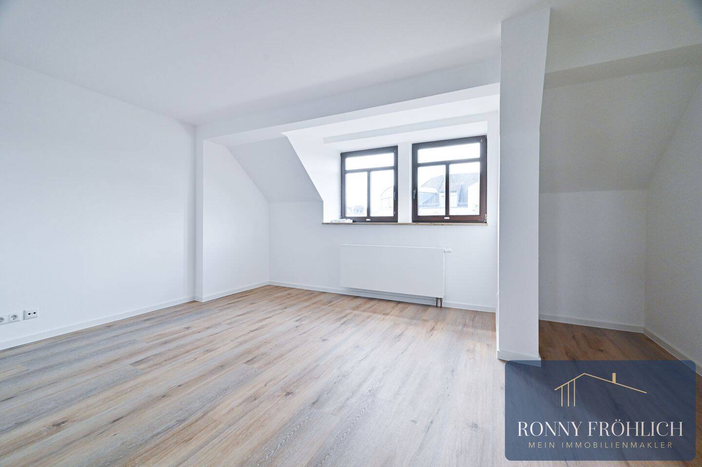 WOW! Frisch saniert: Stilvolle 3-Raum-Maisonette mit Balkon, Aufzug & Fernblick auf dem Kaßberg! NEU – Chemnitz – Vorschaubild 7