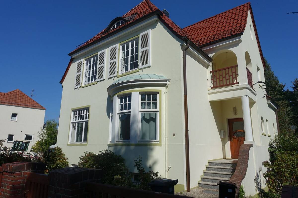 Villa mit Großem Garten / Baugrundstück -- Prov.frei – 28197 Bremen – Bild 1 von 9
