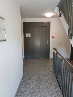 BEREITS VERKAUFT: Neuwertige attraktive Terrassenwohnung mit gehobener Ausstattung! – 81539 München – Vorschaubild 7