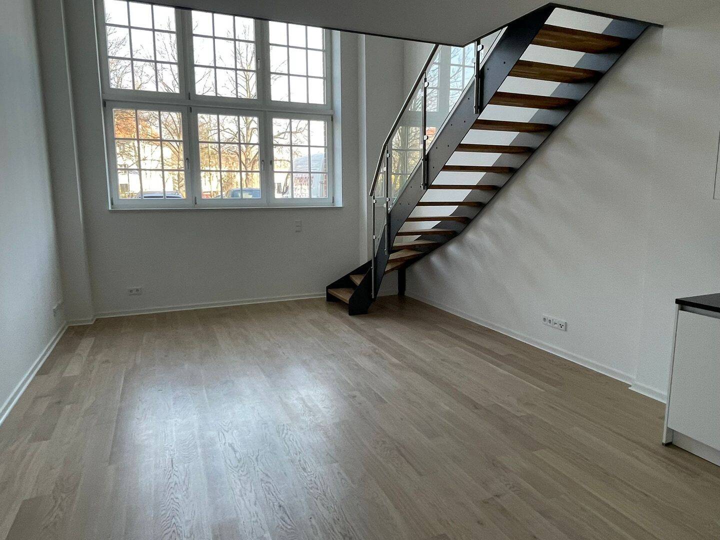 //Ein Traum auf 2 Etagen*Maisonette mit EBK in eh. Fabrikgebäude// – Leipzig – Vorschaubild 3