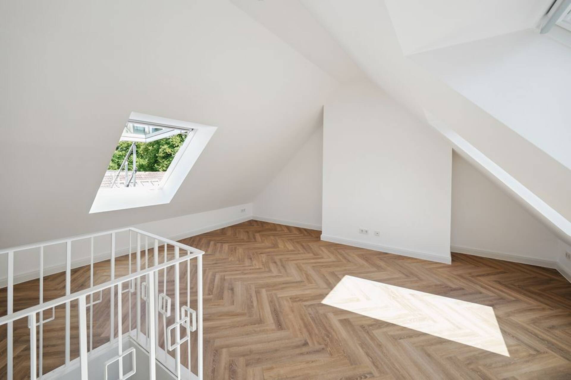 Dachgeschosswohnung in 53111 Bonn / Zentrum mit 60 m² kaufen