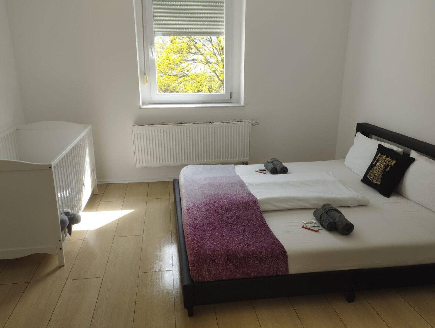 Provisionsfrei: Saniertes Mehrfamilienhaus mit Ladenlokal mit 32.500 € Jahresmiete – Solingen – Vorschaubild 8
