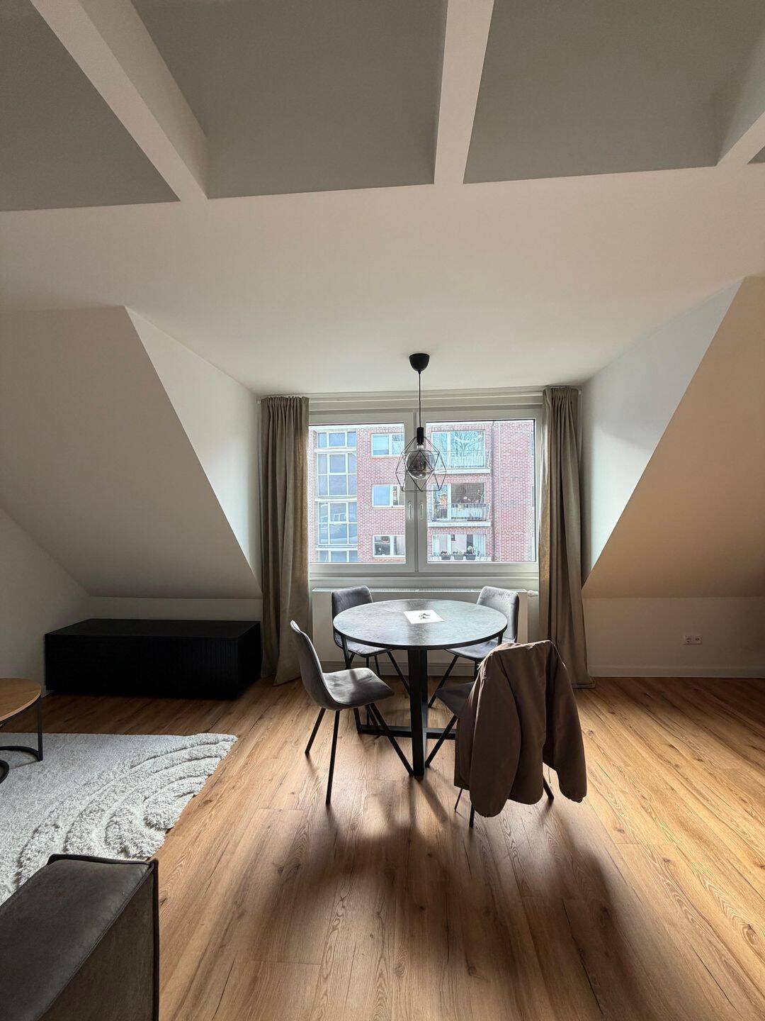 Möblierte, 2026 sanierte 2 Zimmer-Wohnung in Hamburg, Eilbek mit Einbauküche