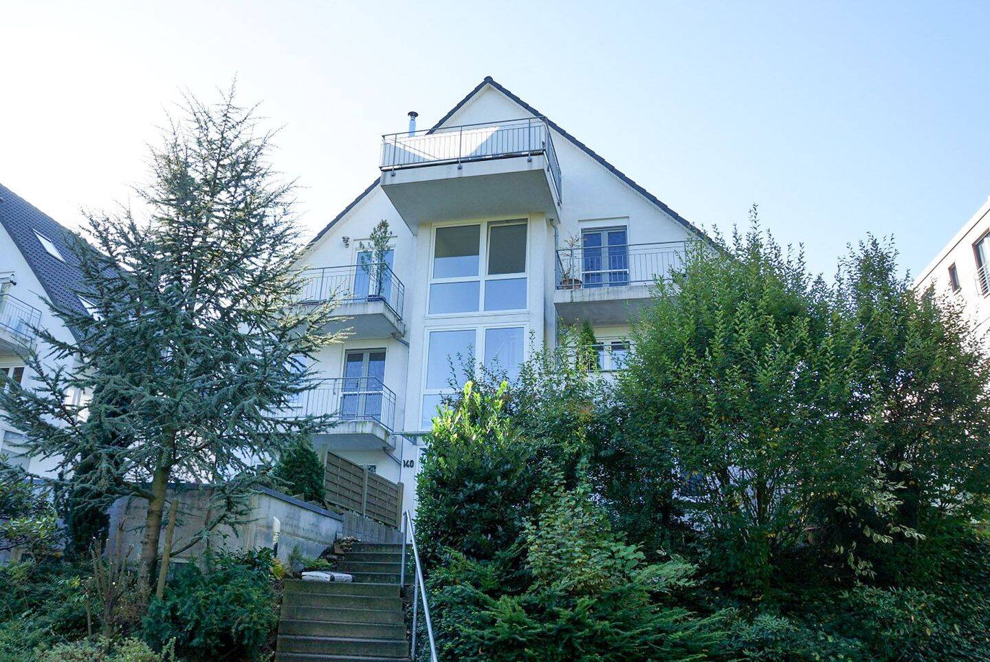 Exklusives Wohnerlebnis am Toelleturm: Lichtdurchflutete Maisonette mit Panoramablick – Wuppertal – Vorschaubild 3
