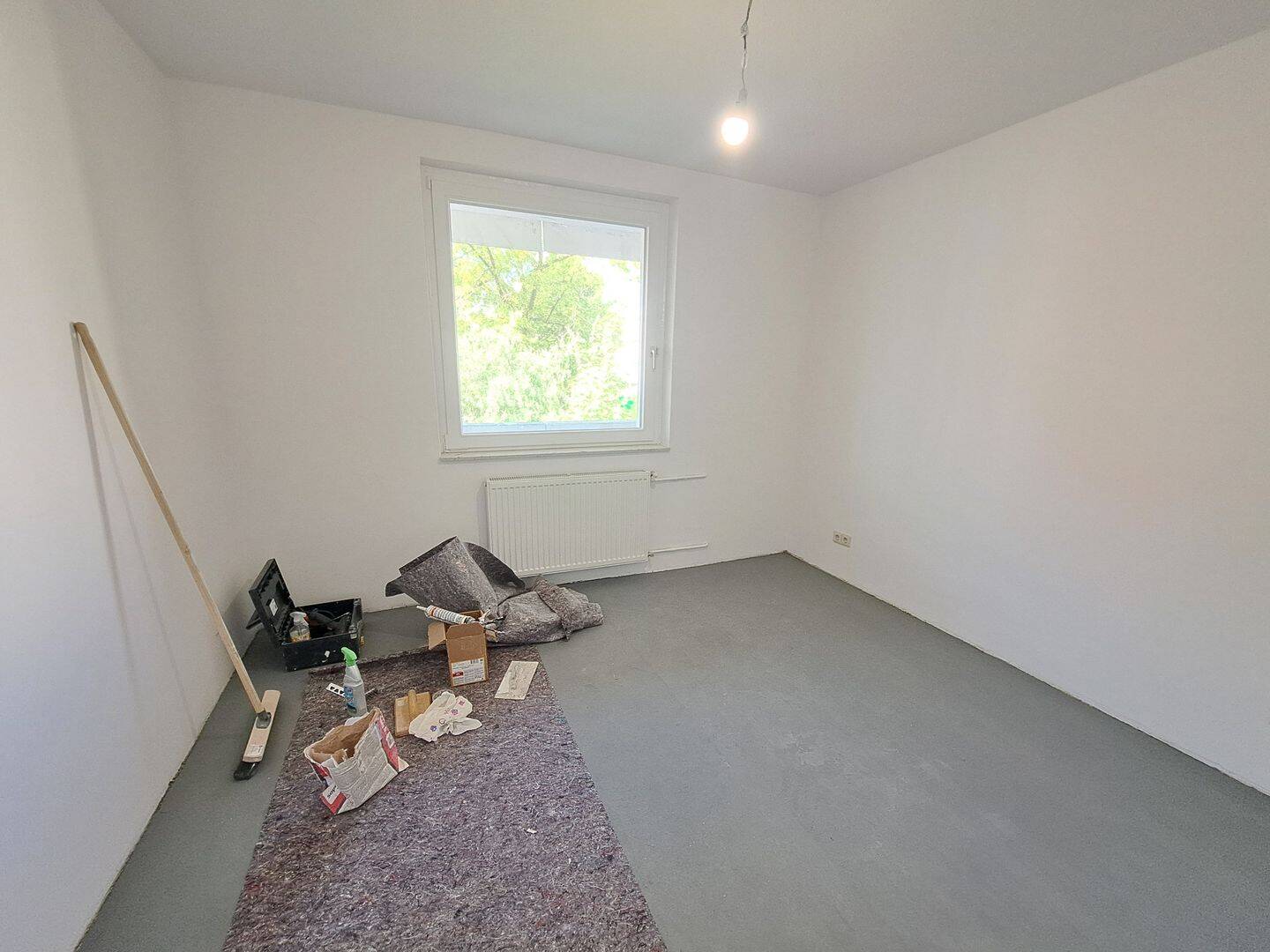 Erstbezug! Renovierte 3-Zimmer-Wohnung mit Dusche und Balkon in Bremerhaven-Lehe – Bremerhaven – Vorschaubild 4