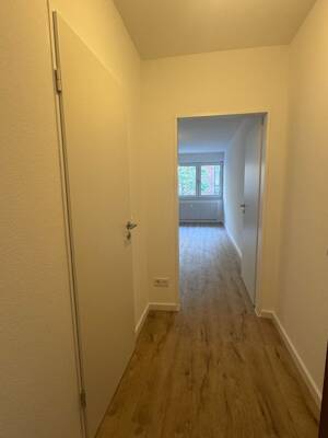 Rundum renoviert - ideal als Kapitalanlage oder gemütliches Zuhause – 40231 Düsseldorf – Vorschaubild 5