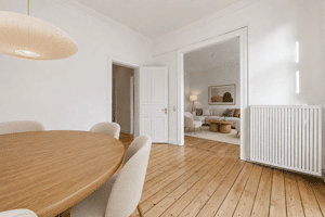 Altbaucharme in Altona: Helle 3,5 Zimmer Wohnung mit Balkon und Dielenboden – 22767 Hamburg – Vorschaubild 9