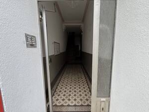 Top Investment in Köln: MFH mit Gewerbe & Steigerungspotenzial – 51063 Köln – Vorschaubild 3