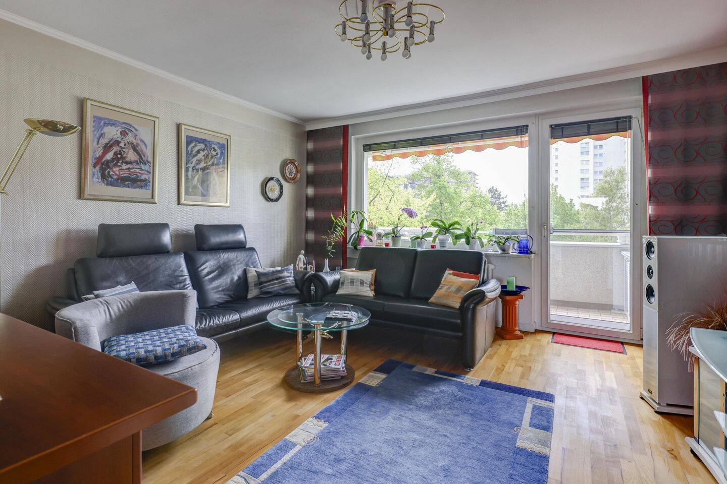Komfortable 3-Zimmer-Wohnung mit Aufzug, Südbalkon und modernisiertem Interieur
