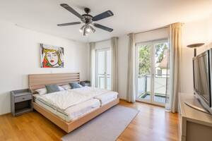 AIGNER - Außergewöhnliche Maisonette mit Galerie, zwei Balkonen und Parkplatz – 80687 München – Vorschaubild 3
