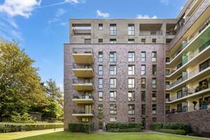 Moderne 2-Zimmer-Wohnung mit Südbalkon in Hamburg-Barmbek