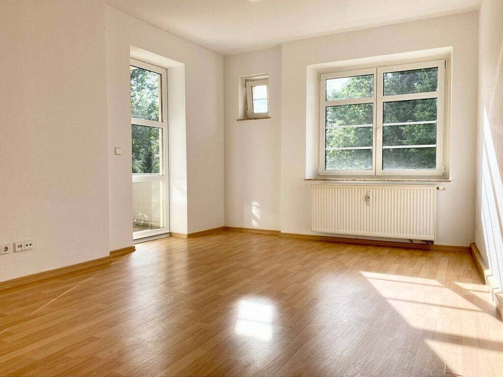 vermietete 3-Raumwohnung Hochparterre mit Balkon in Chemnitz Hilbersdorf kaufen – Chemnitz – Bild 1 von 9