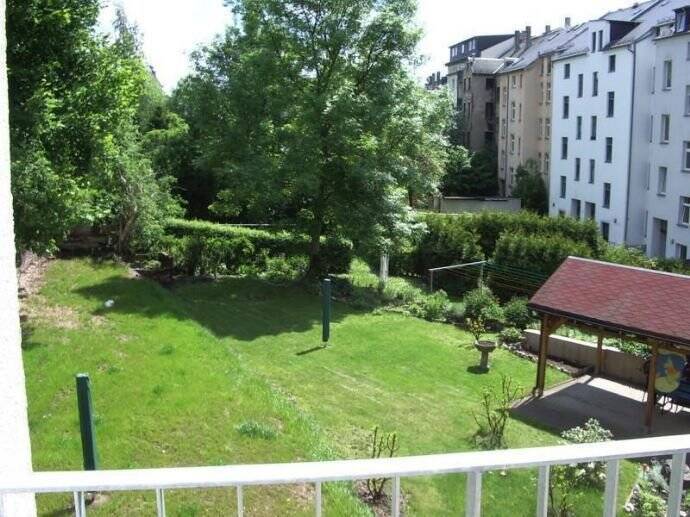 Wohnung mit Einbauküche und Balkon!!! Sehr sonnig, warm und modern!! – Chemnitz – Vorschaubild 2