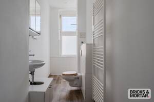 Renovierte 2-Zimmer Altbauwohnung mit sonniger Loggia zum direkten Bezug im beliebten Schillerkiez – 12051 Berlin – Vorschaubild 4