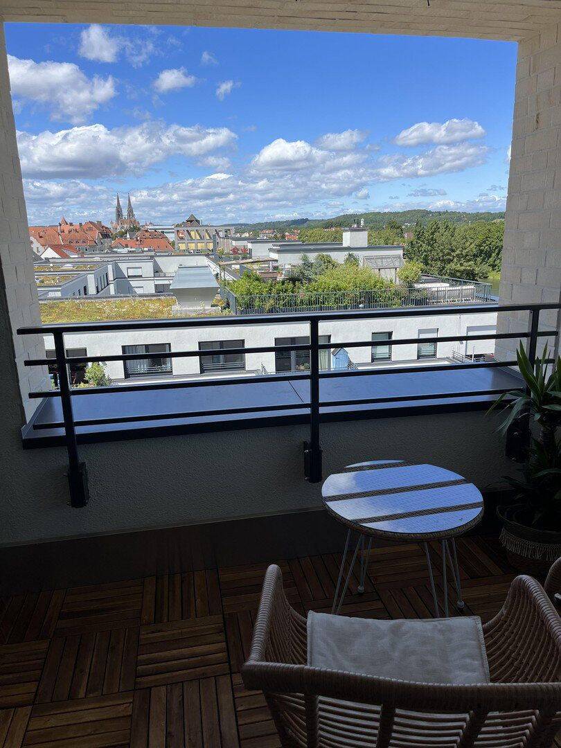 Urbanes Wohnen mit Highlight-Dachterrasse: Stilvolles 2-Zi.-Apartment im beliebten Hanna-Carré HC28 – Regensburg – Vorschaubild 7