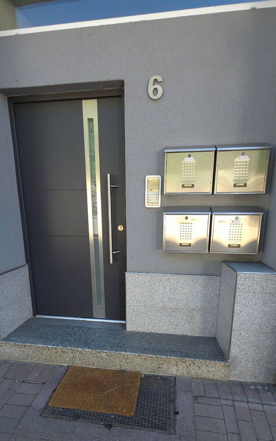 Top-Kapitalanlage in zentraler Lage: Attraktives 3-4 Familienhaus mit ca. 5 % Rendite!