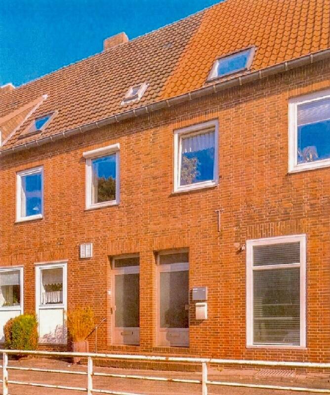 3-Familienhaus / Mehrgenerationenhaus in Wilhelmshaven - nur ca. 5 min. zu Fuß bis zur Nordsee – Wilhelmshaven – Bild 1 von 9