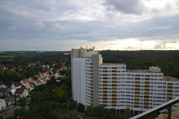 3-Zimmer-Maisonette-Wohnung mit G-WC, Süd-Loggia und Tiefgaragenstellplatz - gerne an Kapitalanleger – Mainz – Vorschaubild 3