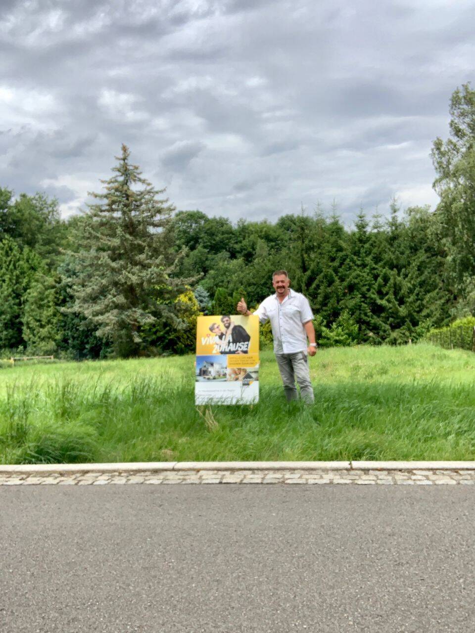 BAUEN SIE SICH IHR FAMILIENGLÜCK MIT KINDERLACHEN - IM EIGENEN HAUS! – Bobritzsch-Hilbersdorf – Bild 1 von 9