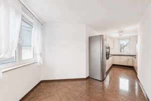 Helle und geräumige 4-Zimmer-Wohnung mit guter Aufteilung - Schwabing-Freimann (U6) – 80939 München – Vorschaubild 4