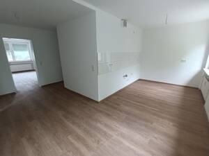 "Im Schammat" - 4 Zimmer, Küche, Bad Wohnung mit Loggia im Grünen! – 54294 Trier – Vorschaubild 2
