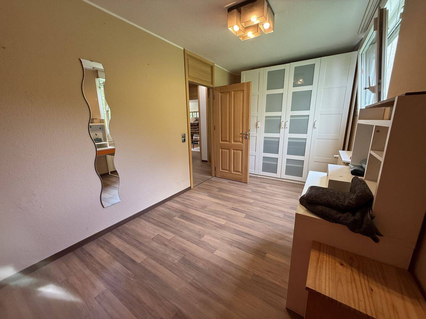 Sofort bezugsfreie 3-Zimmer-Wohnung mit Terrasse, Garten und zwei Stellplätzen in begehrter Lage – Mannheim – Vorschaubild 7