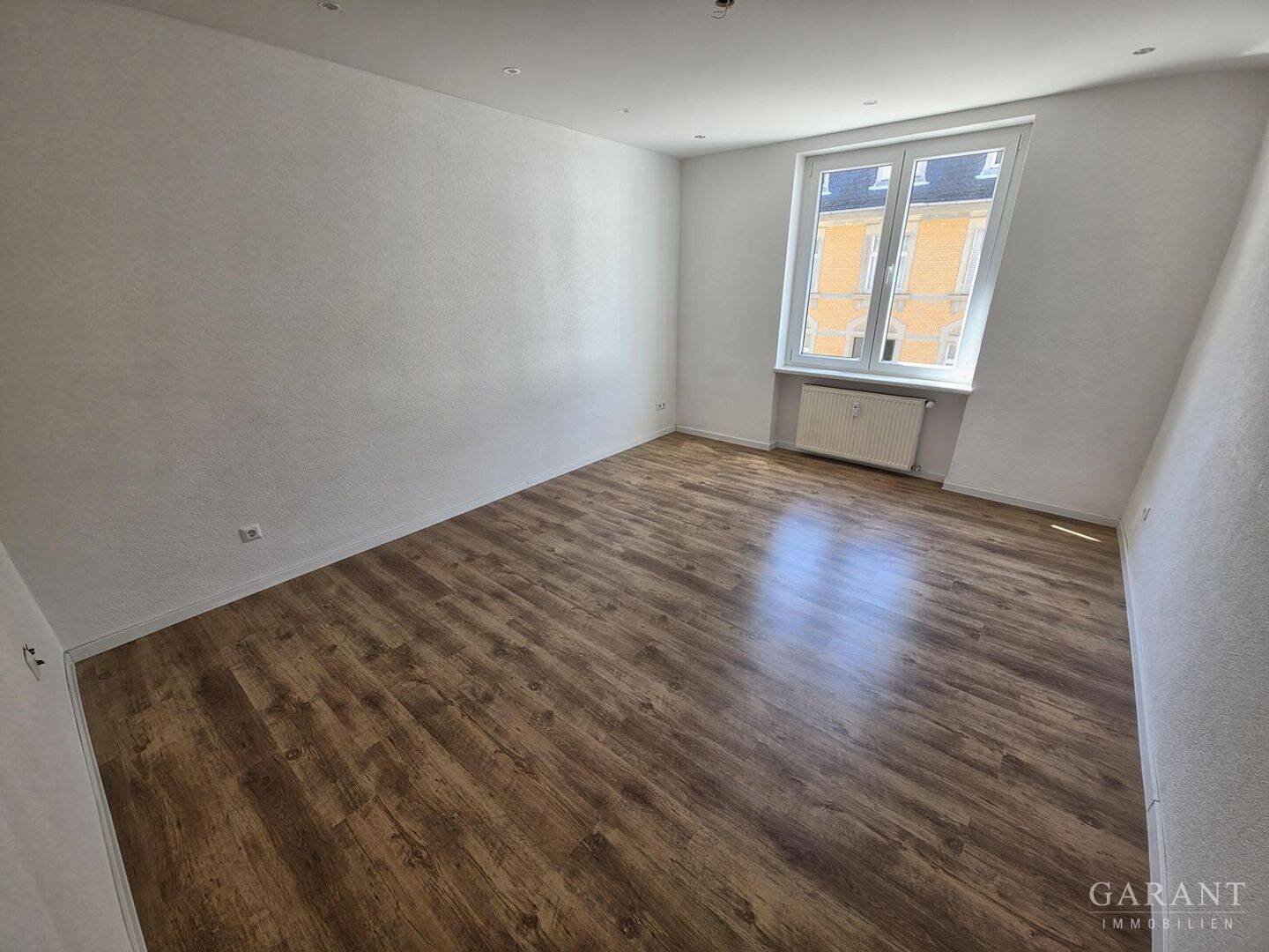 Attraktive 4-Zimmer-Wohnung mit durchdachtem Grundriss und solider WEG-Struktur in Dillweißenstein