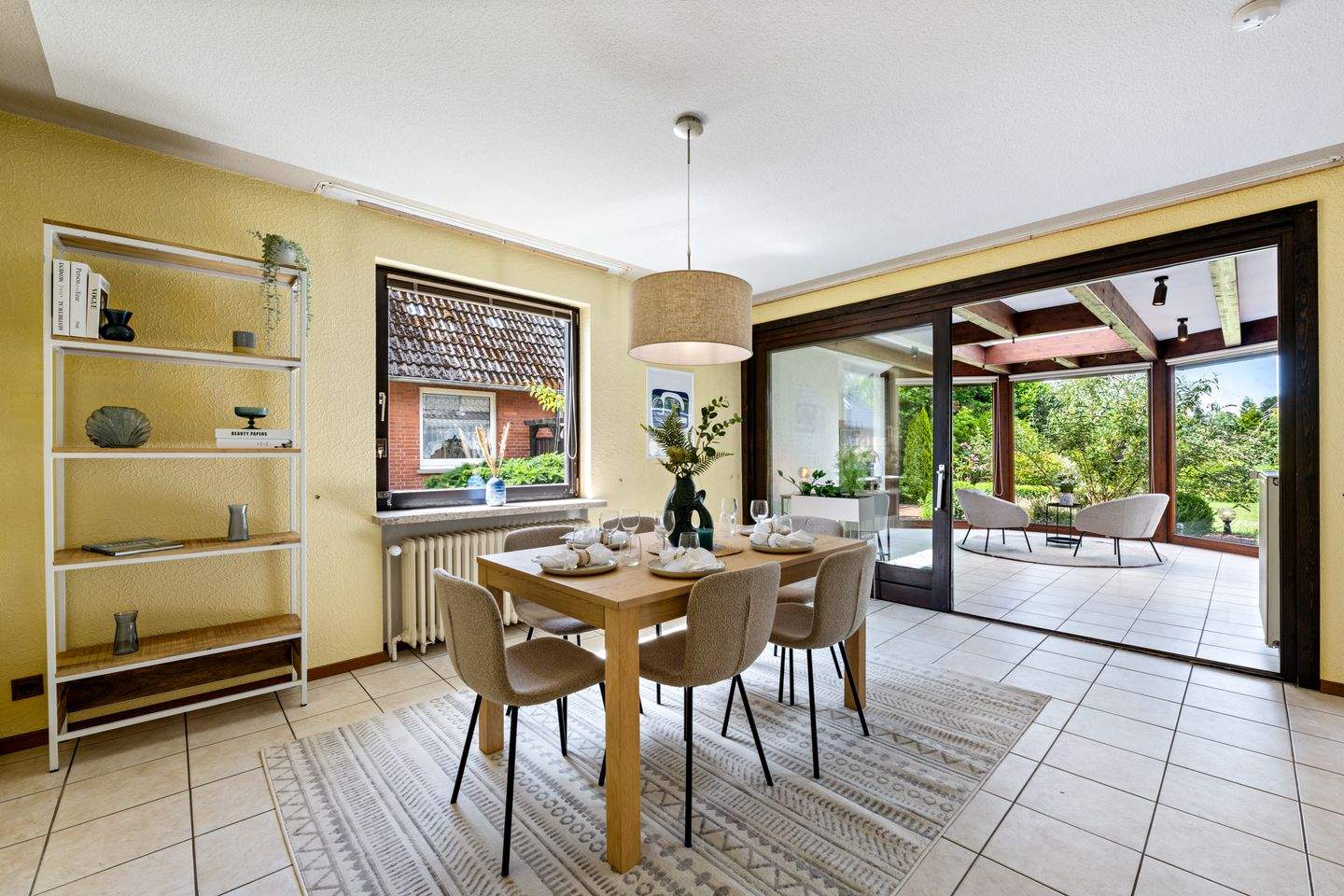 Ihr neues Zuhause : 5-Zimmer-Einfamilienhaus mit liebevoll angelegtem Garten – Heide – Vorschaubild 5