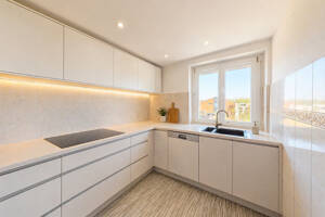 ** Kapitalanleger aufgepasst: 4-Zimmer-Wohnung mit Südbalkon & vermieteter WG-Struktur ** – 85053 Ingolstadt – Vorschaubild 7