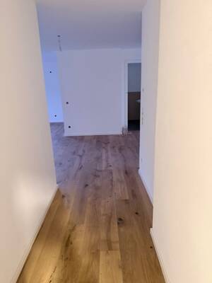 Moderne 3-Zimmer-Wohnung mit 3 Balkonen in einer begehrten Lage – 85055 Ingolstadt – Vorschaubild 7