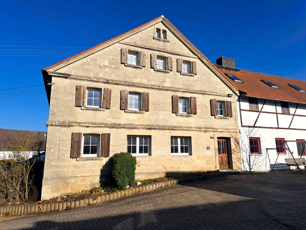 Vierseithof mit vielen Möglichkeiten! Ehemals bäuerliches Anwesen in Waldau. – Neudrossenfeld – Vorschaubild 4