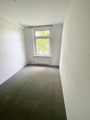 Helle 2 Zimmer Wohnung mit Balkon und moderner EBK – 22307 Hamburg – Vorschaubild 8