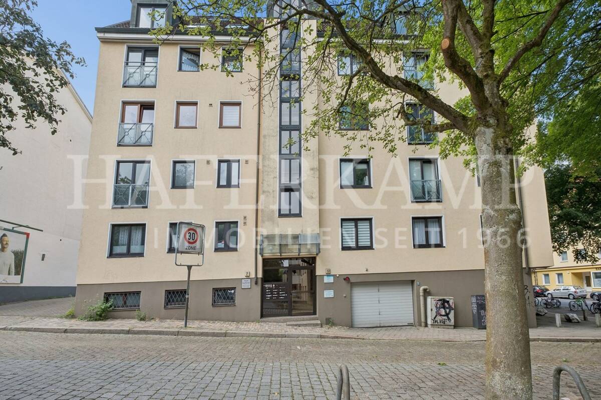 Saniert, vermietet, gute Lage - 2,5 Zi. Wohnung – 21073 Hamburg – Bild 1 von 9