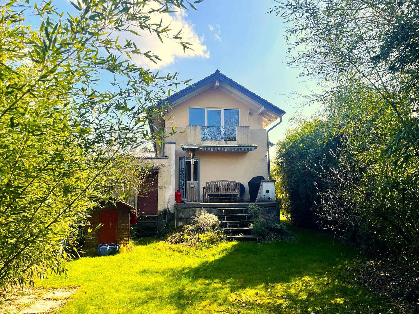 Ihre Traumimmobilie? Perfekt durchdachtes, licht durchflutetes 4-Zimmer-Einfamilienhaus mit Garten in Bonn-Holzlar – Bonn – Vorschaubild 8