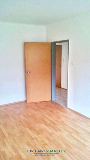 Helle 3 Zimmer Wohnung in der Neustadt (auch WG geeignet) – 28199 Bremen – Vorschaubild 7