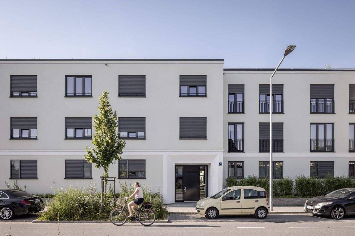 Schicke Wohnung mit WBS Stufe II zu beziehen! – 93049 Regensburg – Bild 1 von 1